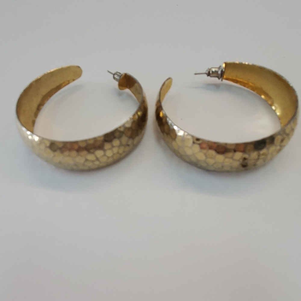 Gold toned earrings
